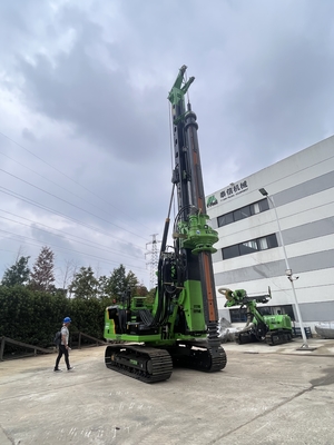 CAT Chassis Rig di perforazione idraulica rotante KR150C con 7-26 Rpm velocità di rotazione