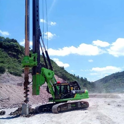 Profondità di perforazione 83m Macchina di impilazione rotativa Diametro 2500Mm Torsione 360 KN.M KR360c