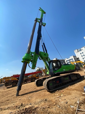 CR300C Chassis CAT con impilati idraulici
